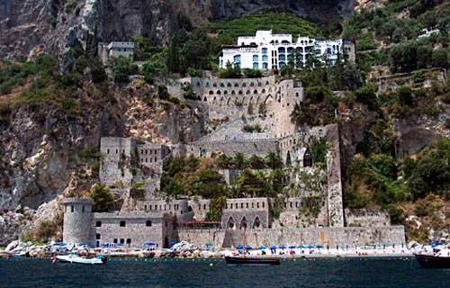 Il Saraceno, Conca Dei Marini