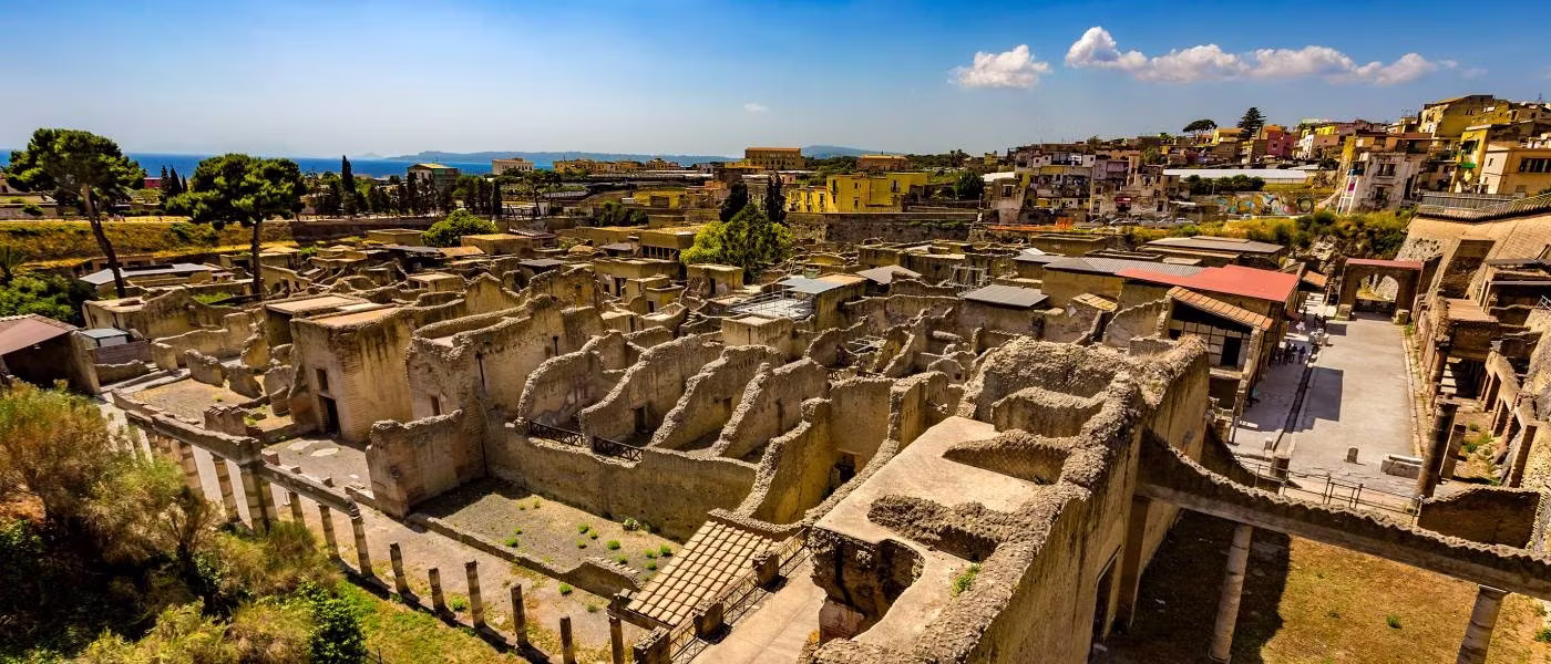travel experience in Heraculaneum Italy with private tours and local guides