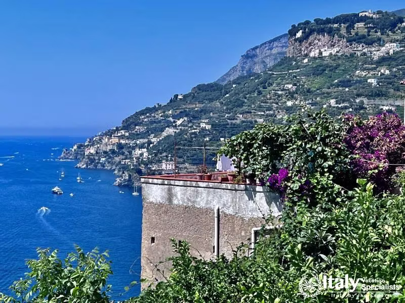 Discover Minori 