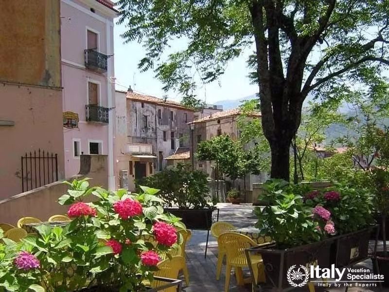 Main-piazza-at-Tortora-historica-centre-Tortora-Calabria--Photo-by-Jesse-Andrews