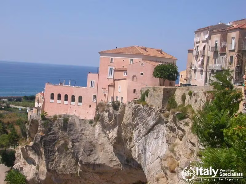  Calabria Private Tours and Vacations 