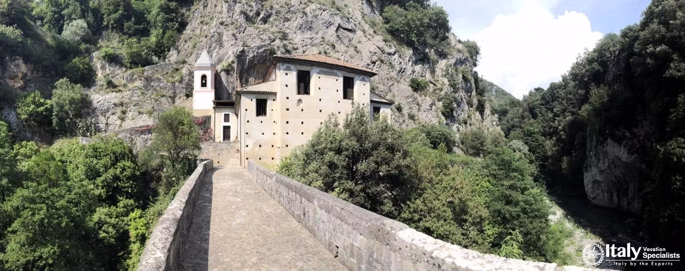 travel experience in Papasidero Italy with private tours and local guides