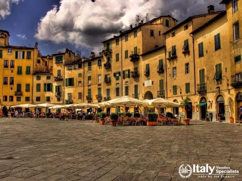  Tuscany at Christmas Time 