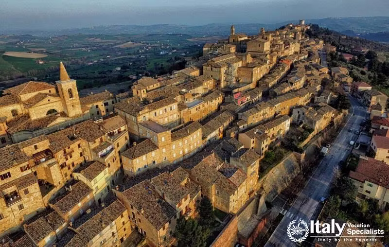 travel experience in Macerata Italy with private tours and local guides