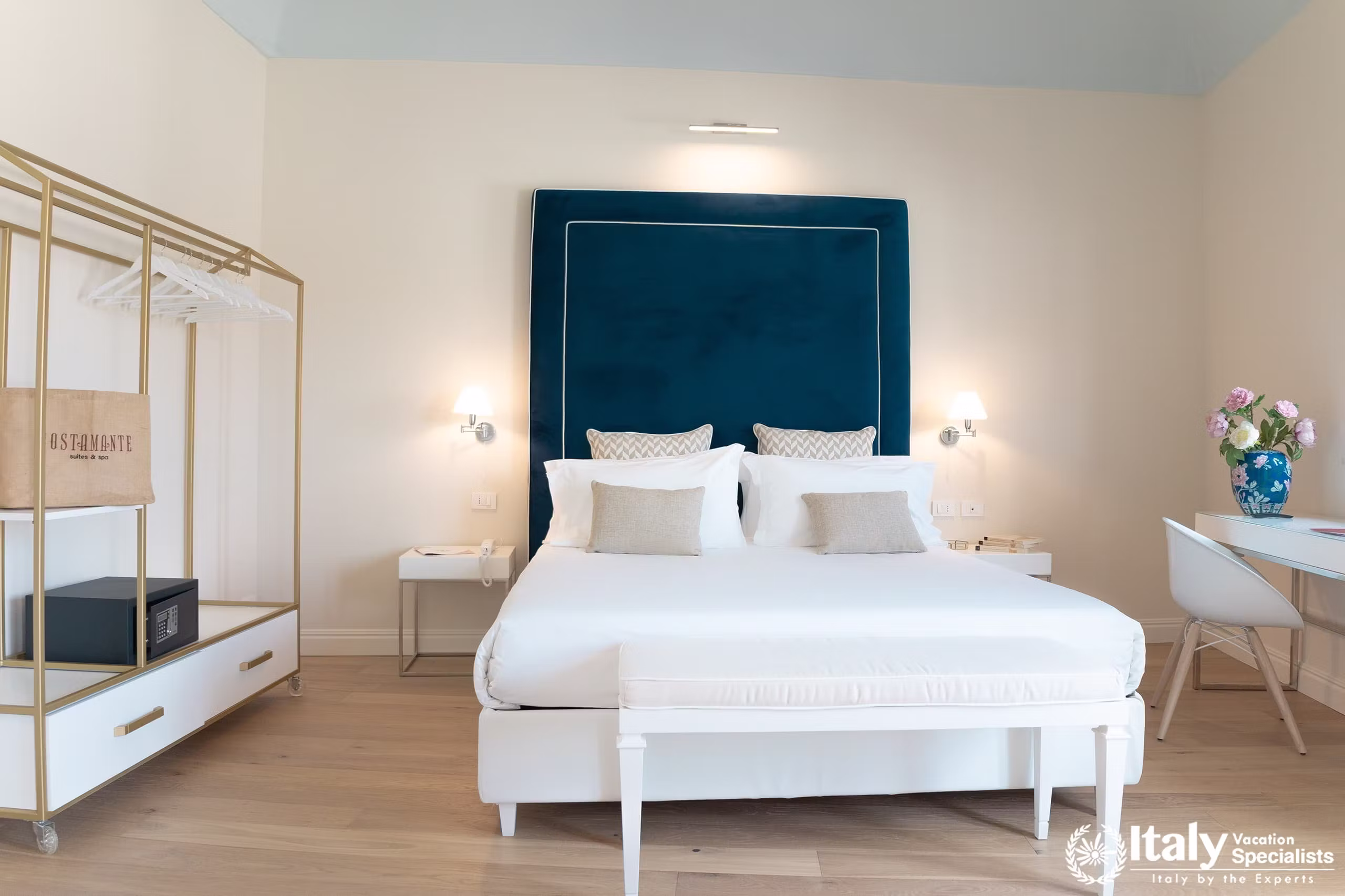 castellammare-suite-interior.jpg
