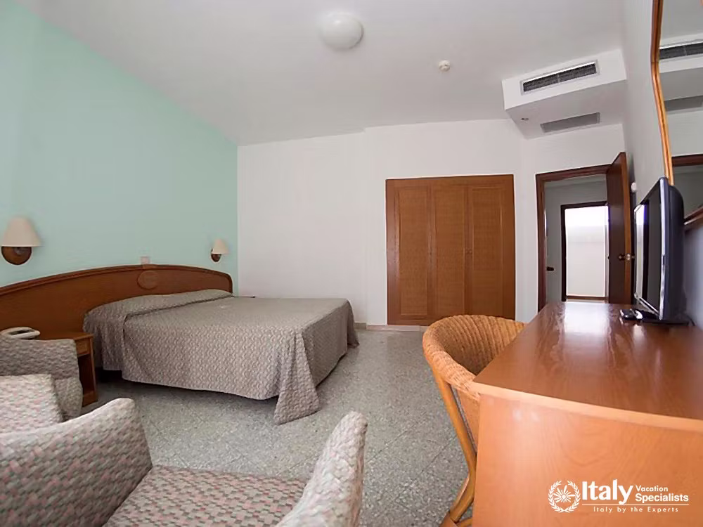 Spacious Double Guest Room at Hotel Eden – Tremiti Islands