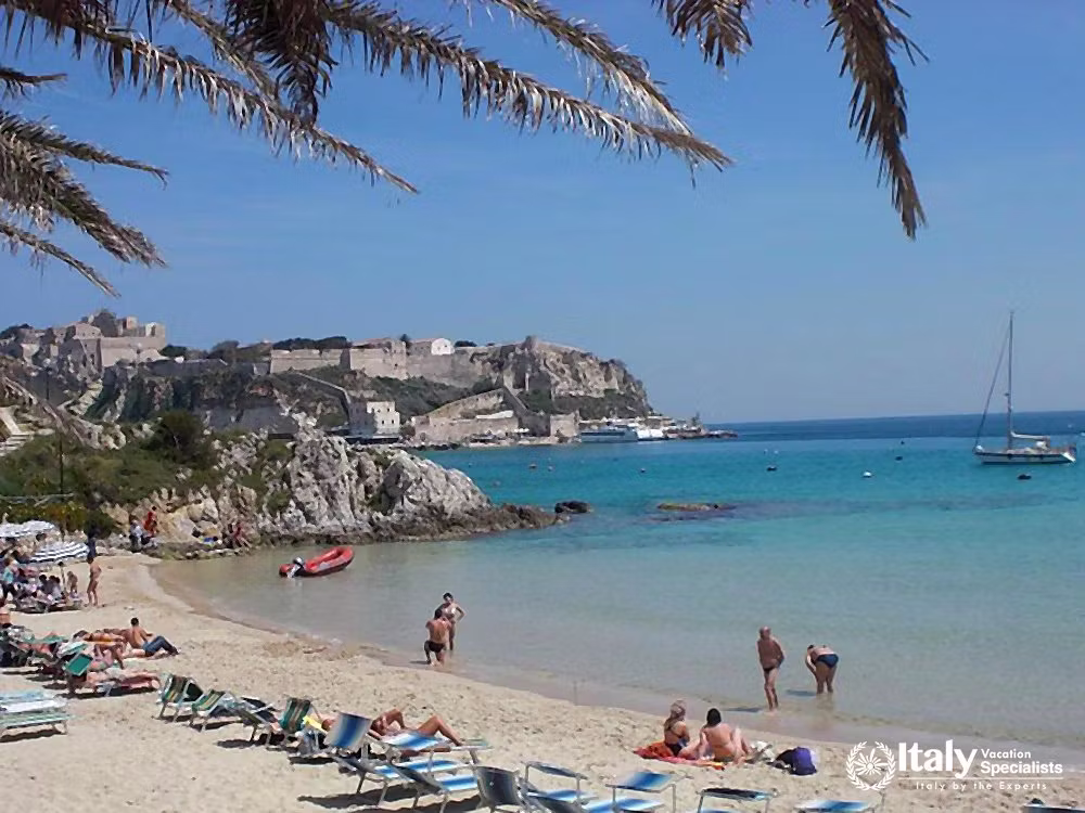 Beach and Coastal Views near Hotel Eden – Tremiti Islands