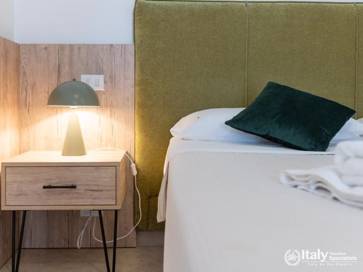 Modern Double Room Featuring Warm Interiors