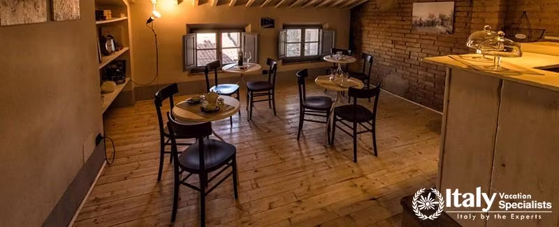 Breakfast room at Piazza Scalette