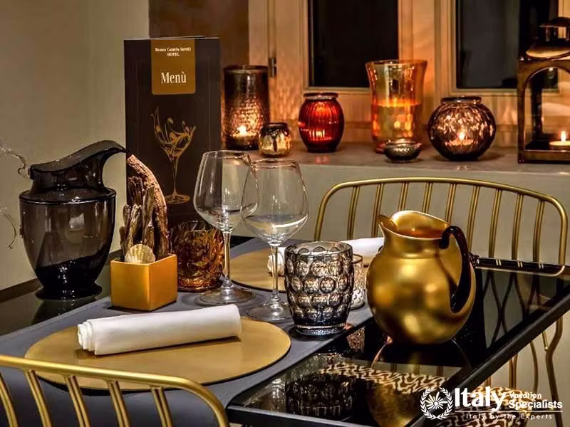 Elegant Tableware in the rooms of Donna Camilla Savelli