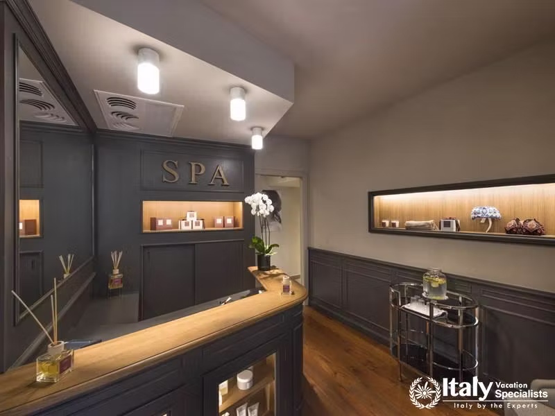 Massage, spa and fitness center in Borgo San Felice Hotel
