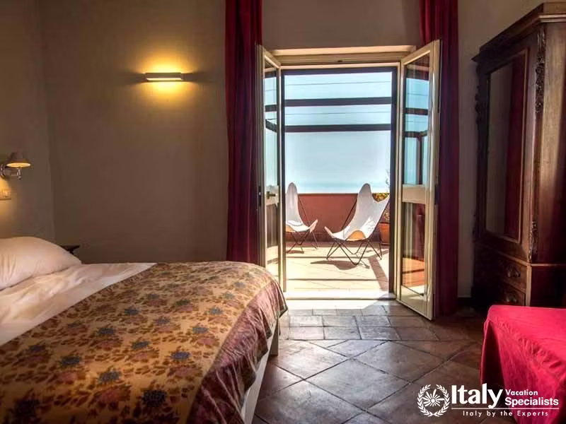 Beautiful Views of Etna: A Room with a Balcony at Agriturismo Tenuta San Michele