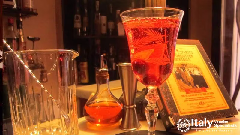 Bar in Hotel Locarno
