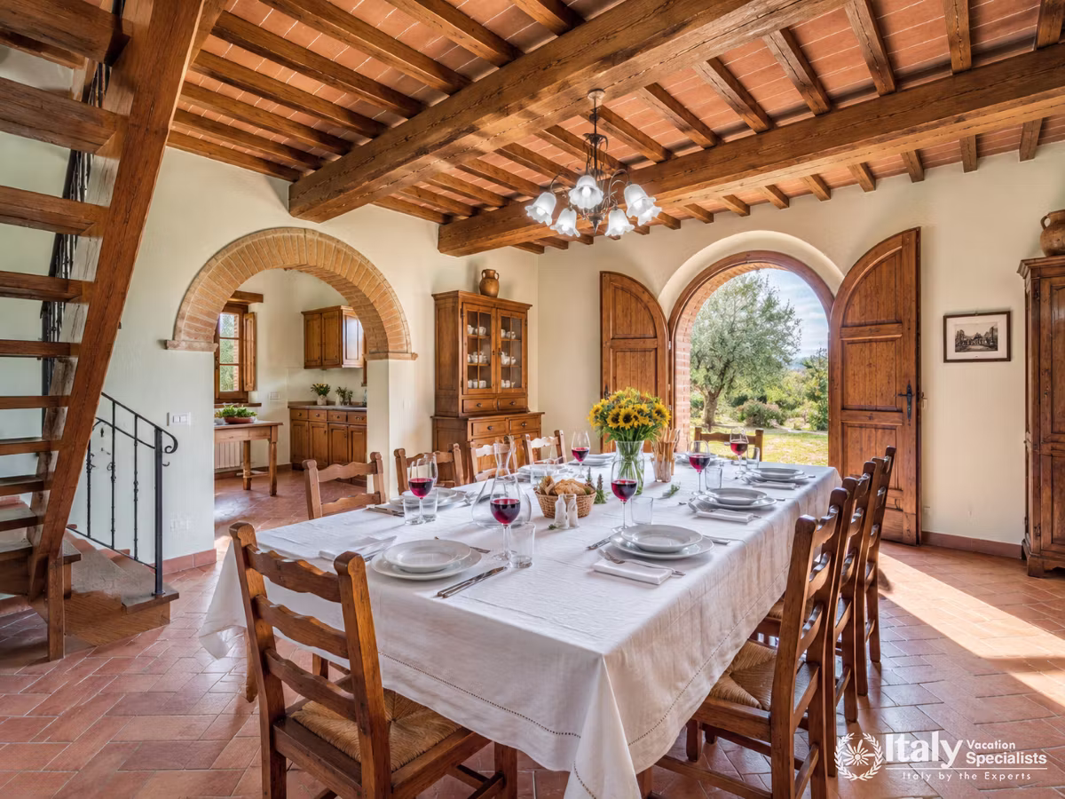 Villa Cortavalle, CASALE CINQUE VALLI 8