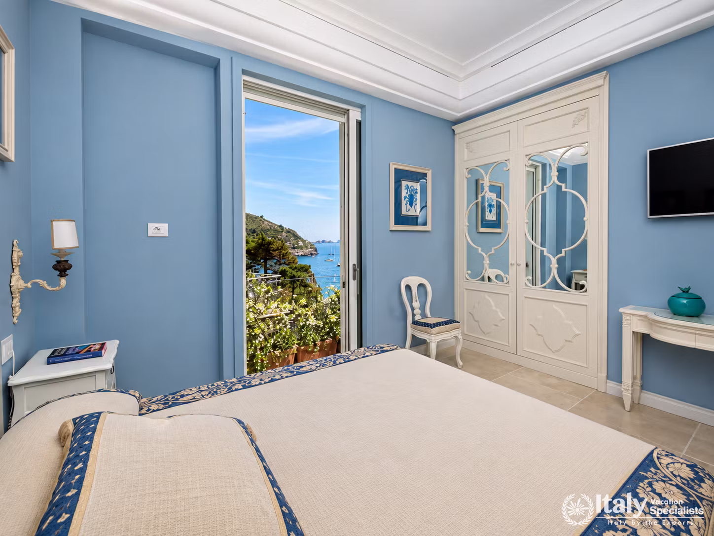 Blue Coastal Bedroom with Mirrored Wardrobe