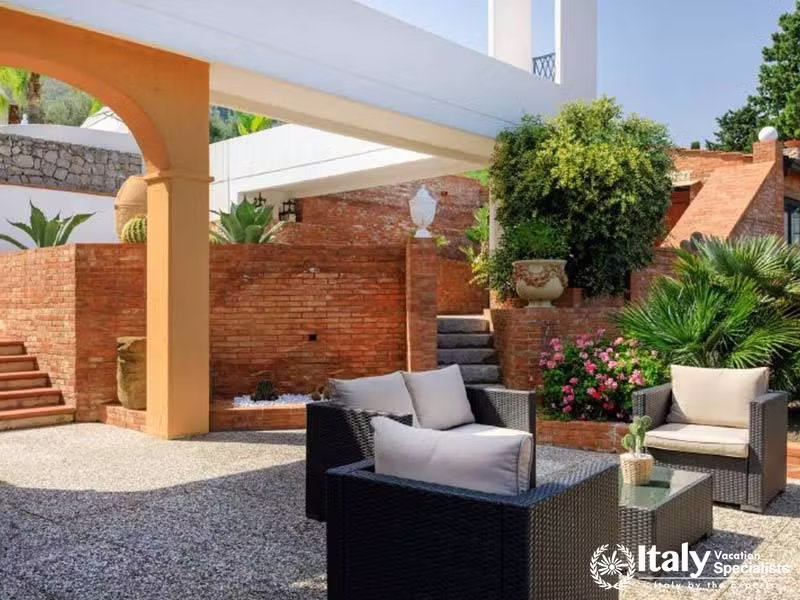 Outdoor Sitting Area in Villa Sussurro delle Onde
