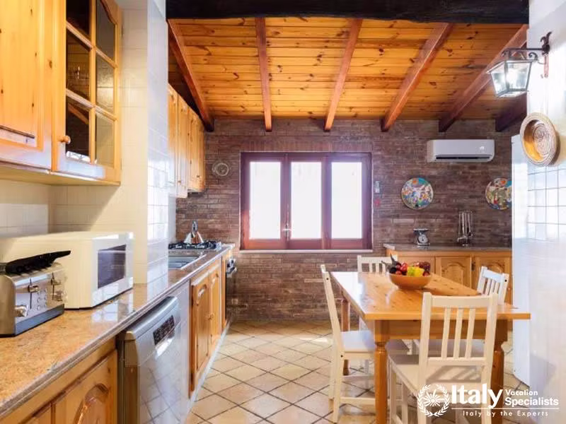 Outclass Indoor Furniture in Villa Sussurro delle Onde