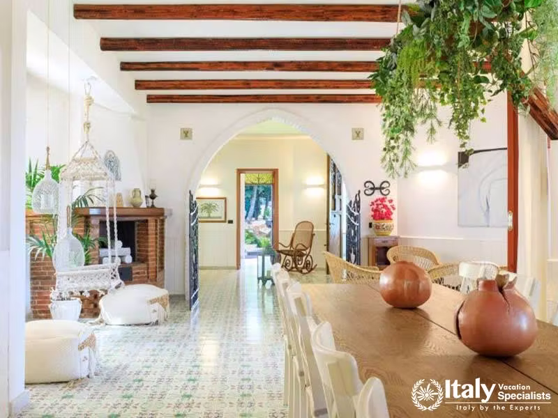 Stay for 10 to 13 people in Villa in Carini - Palermo Area, Italy