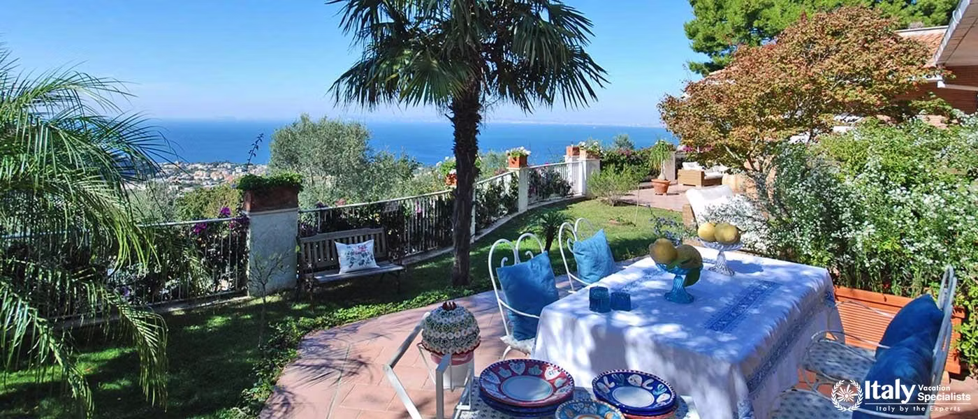 Outdoor sitting area in Villa Mio