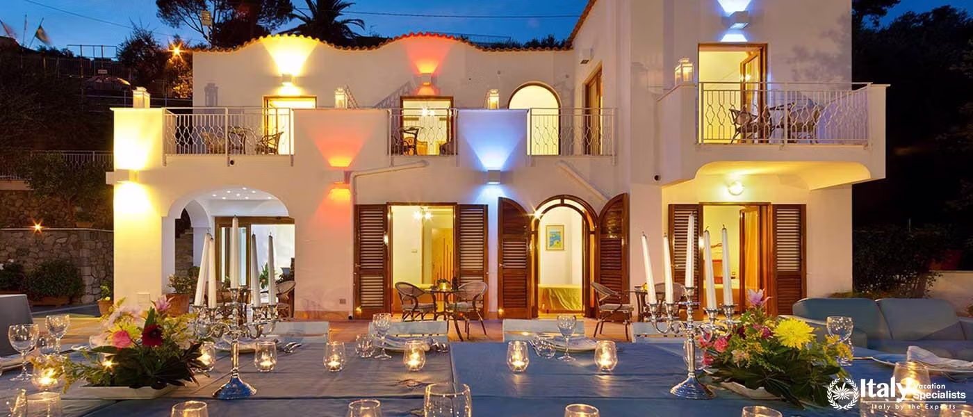 Dinning area in Villa Esattezza