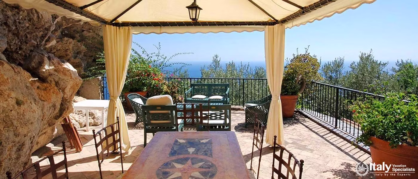 Terrace with beautiful view in Villa Aranceto