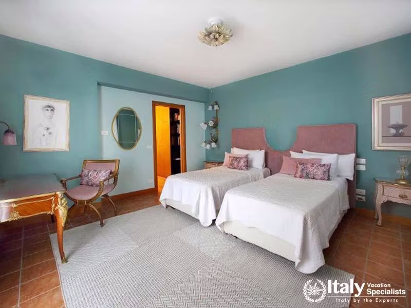Tranquil Twin Bedroom Elegance at Villa Sontuoso in Taormina