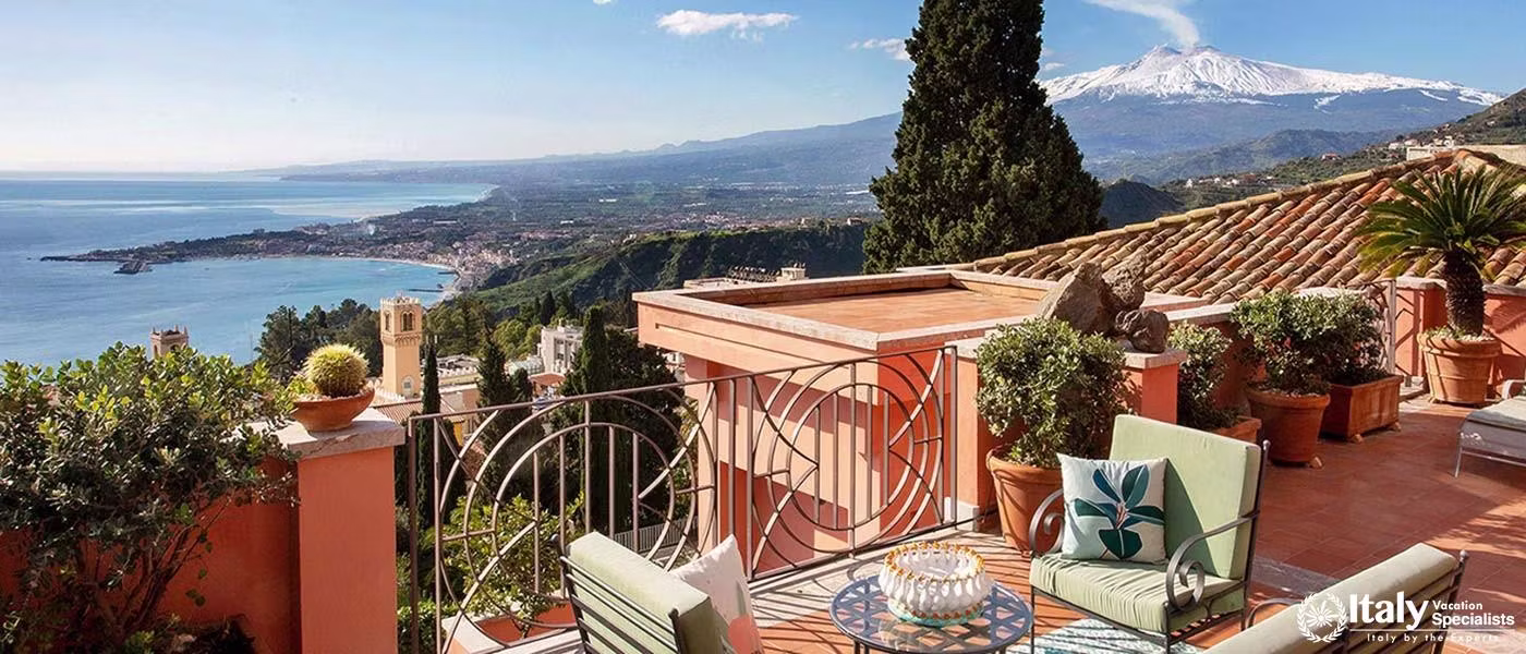 Sicilian Charm: Villa Sontuoso's Panoramic Rooftop Terrace in Taormina