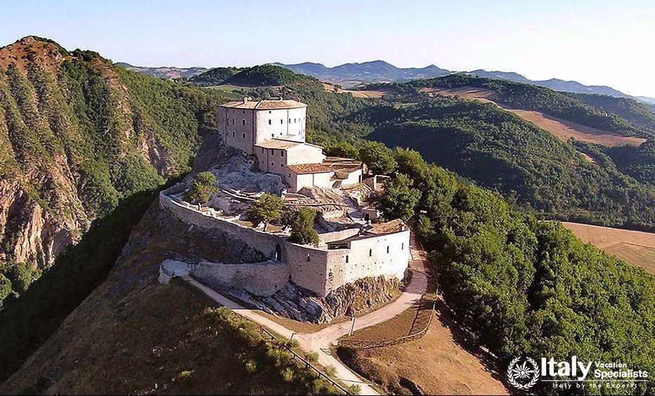 Gradevole Villa luxury villa rental in Marche Italy