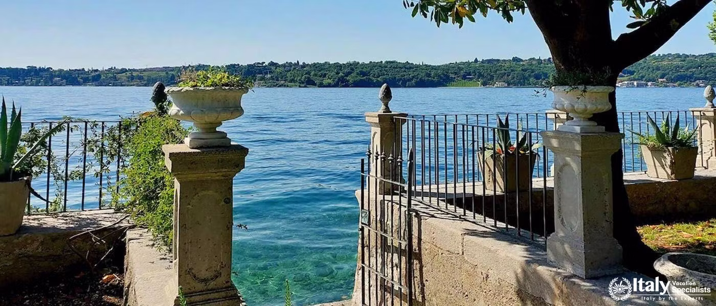 Beautiful Villa on the Coast of Lake Garda