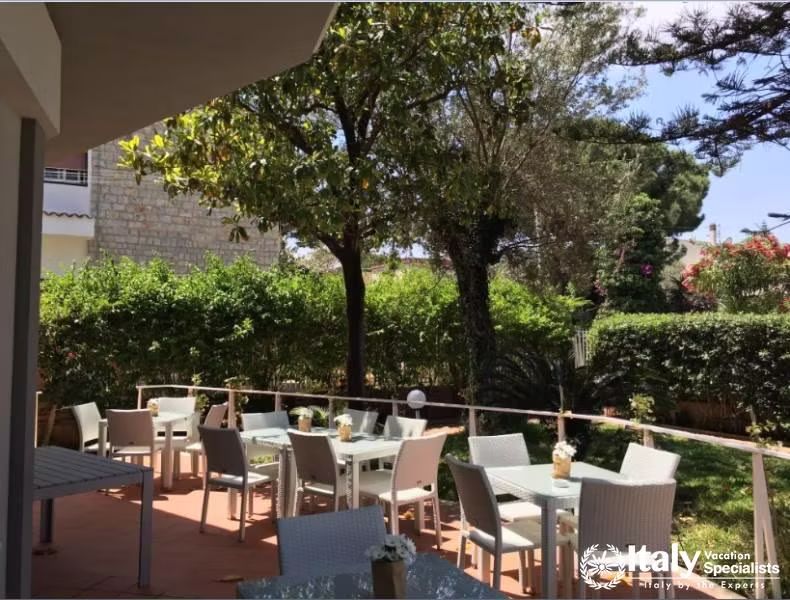 Private Outdoor Terrace