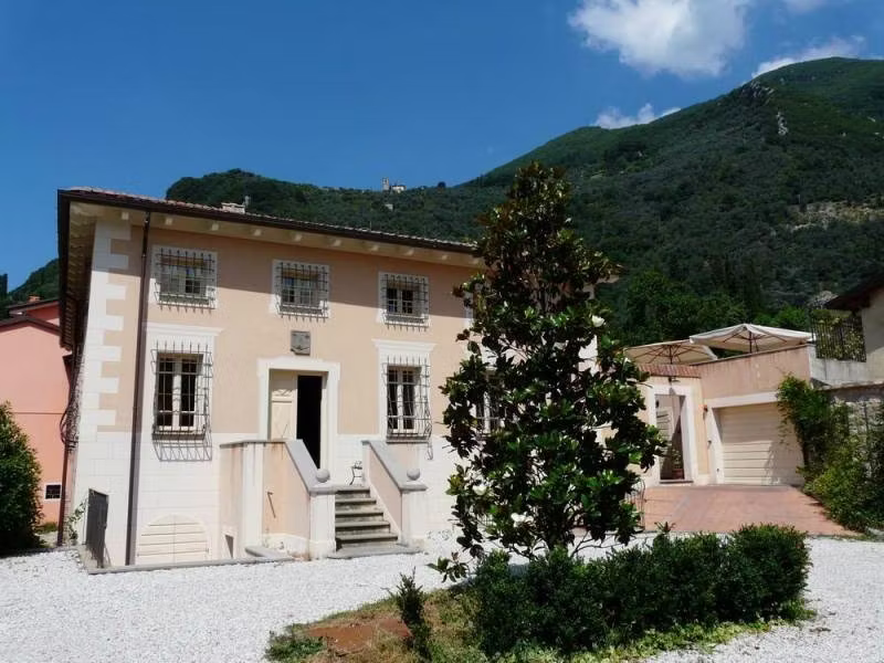 Luxury villa near Lucca featured rental property in Grosseto Italy