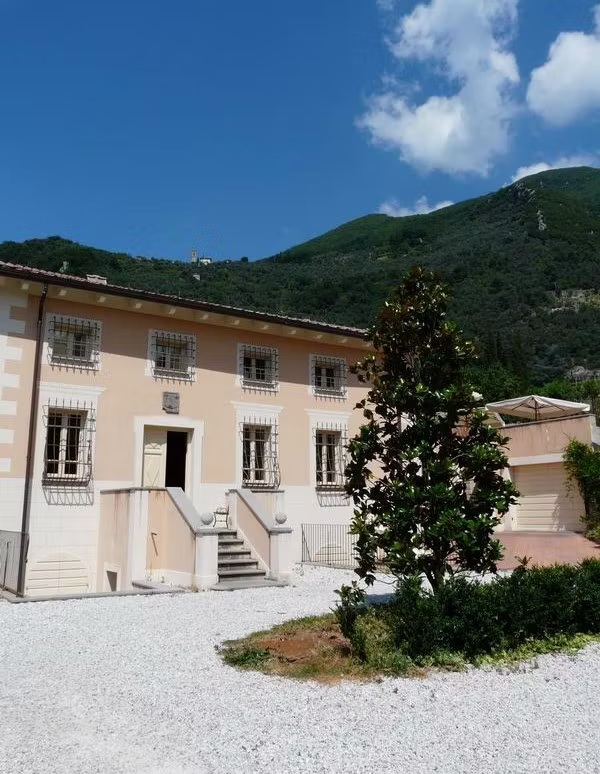 Villa entrance