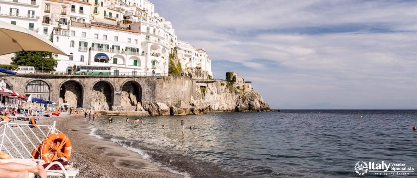 Amalfi ocean sunbed Italy