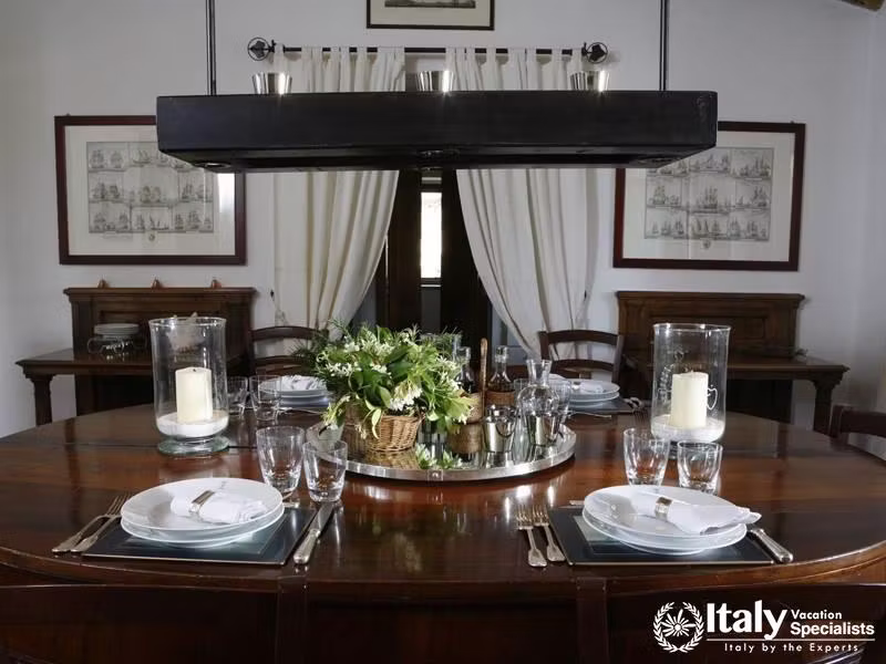 Dinning area in Villa Piera