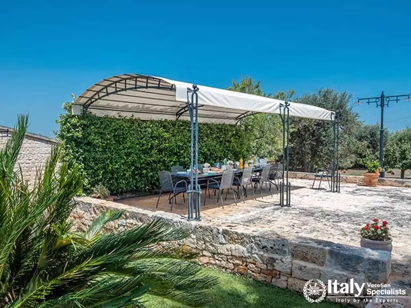 Outdoor furniture in Casa Deva