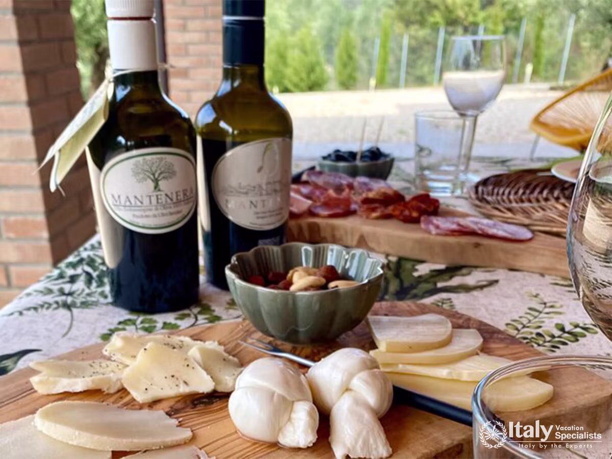 Sorrento Pizza Masterclass & Traditional Italian Culinary Experience