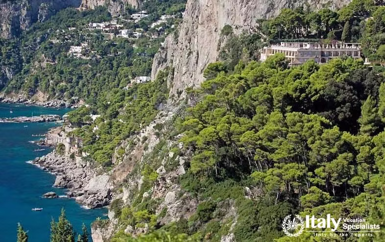 Private Sailing Around Capri 