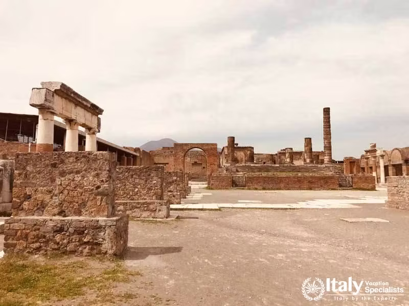 incredible-ruins-of-Pompeii