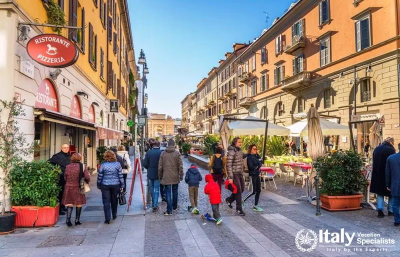 Half Day Private Morning Tour, including Da Vinci's Last Supper private tour in Lombardia Italy with local guide