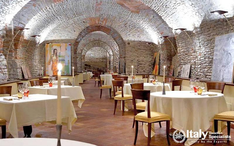 Restaurant area 