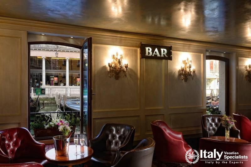 Outstanding bar in Hotel Cavalletto & Doge Orseolo
