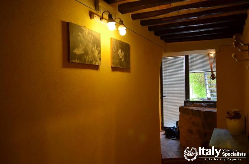 Paintings in Casa Degli Orsi