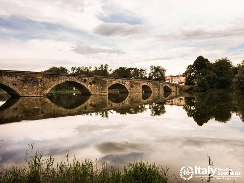 Arch bridge in Castiglion Fibocchi (AR)