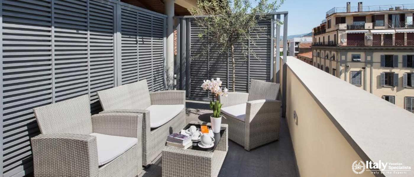 Rooftop Oasis of the Hotel Rapallo Florence, Exclusive Urban Terrace