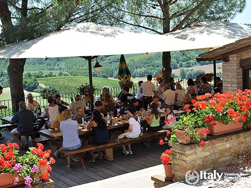 Dining Alfresco Fattoria Poggio Alloro