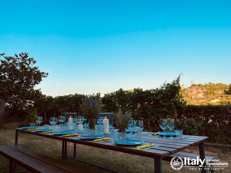 Dining under the Tuscan sky at Podere La Marronaia.