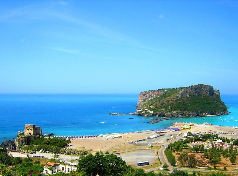 Borgo Di Fiuzzi and Dino Island, Praia a Mare 