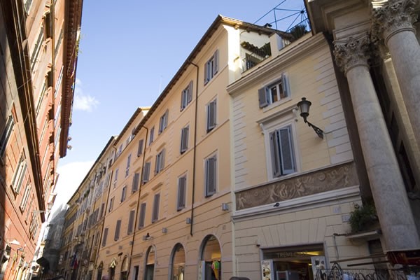 Relais Fontana Di Trevi External View 