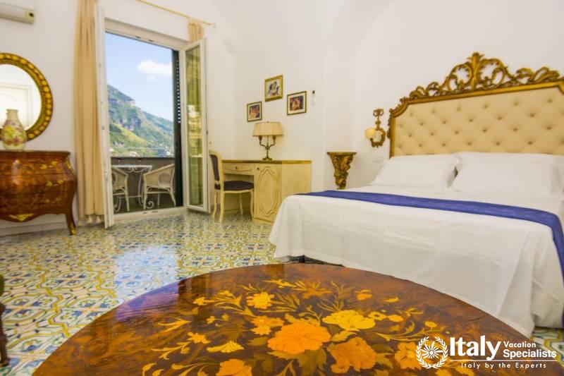 Beautiful bedroom of Hotel Reginella Positano