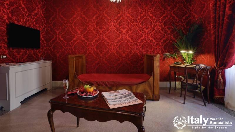 Relaxing sitting area in the suite of Hotel Locarno